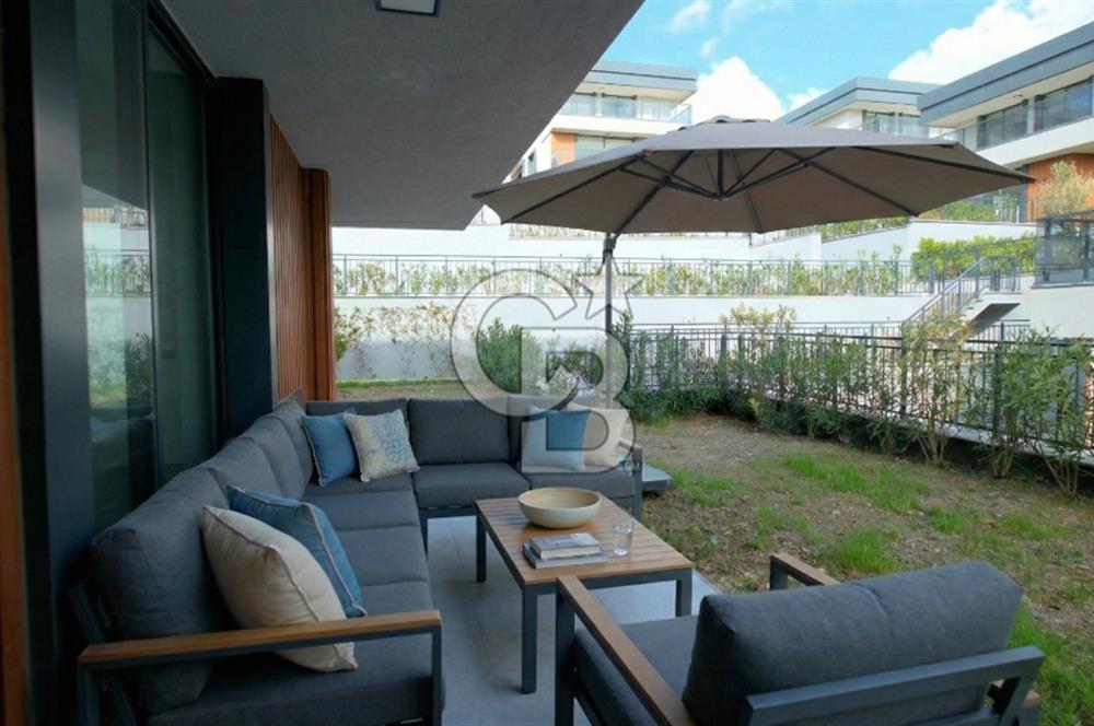 SEFERİHİSAR'DA PRESTİJLİ VE KONFORLU SATILIK MÜSTAKİL LÜKS VİLLA