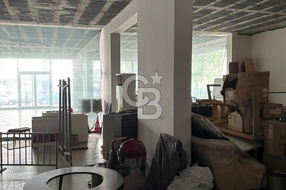 REŞATBEY DE SATILIK 400m2 DÜKKAN