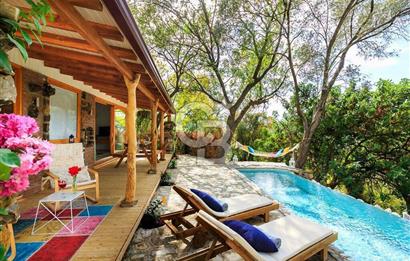 Muğla ula Çıtlak‘ta satılık tasarım harikası Airbnb evi