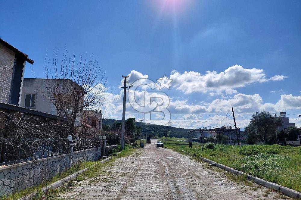 ALİAĞA AŞAĞIŞAKRAN DENİZE YÜRÜME MESAFESİNDE VİLLA İMARLI ARSA 