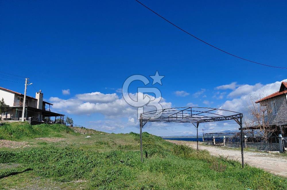 ALİAĞA AŞAĞIŞAKRAN DENİZE YÜRÜME MESAFESİNDE VİLLA İMARLI ARSA 