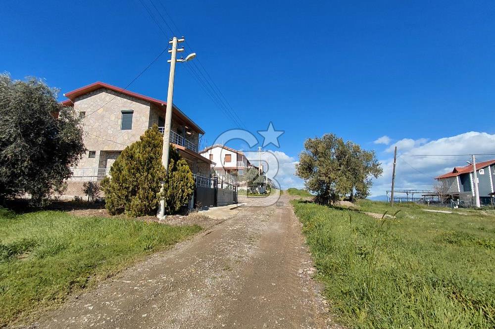 ALİAĞA AŞAĞIŞAKRAN DENİZE YÜRÜME MESAFESİNDE VİLLA İMARLI ARSA 