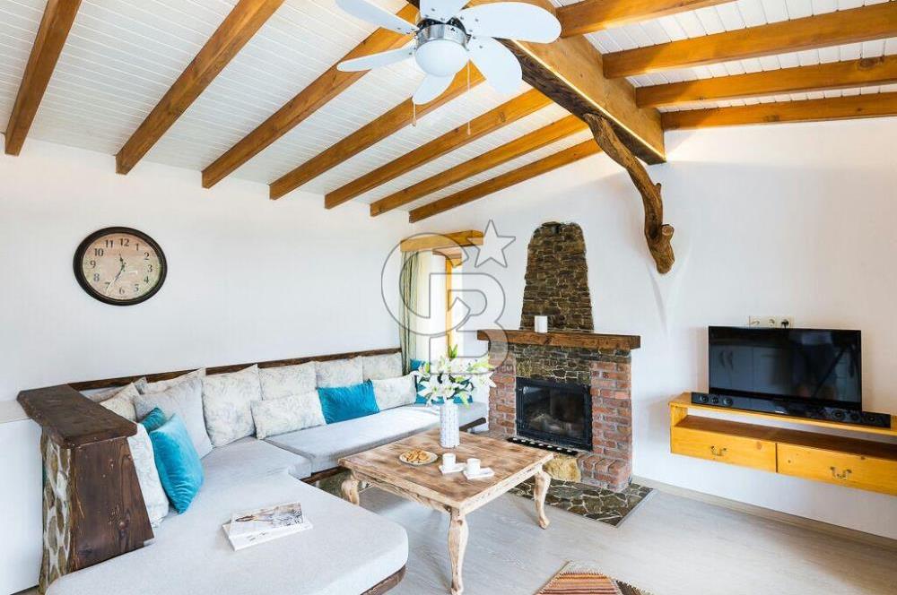 Muğla ula Çıtlak‘ta satılık tasarım harikası Airbnb evi