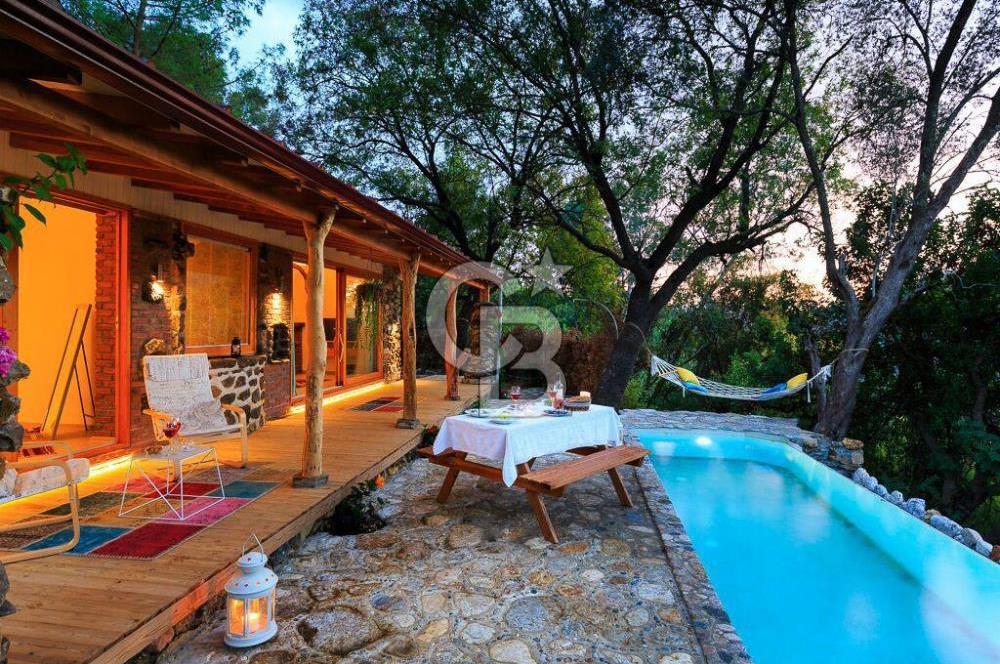 Muğla ula Çıtlak‘ta satılık tasarım harikası Airbnb evi
