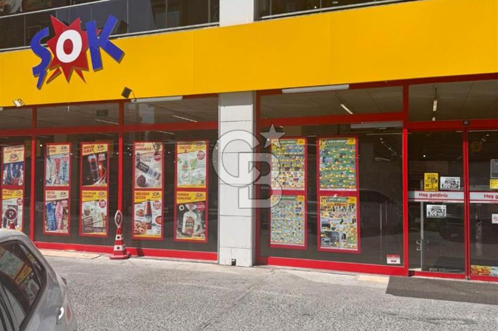 İSTANBUL BEYLİKDÜZÜ BEYAZ CENTER DA KURUMSAL KİRACILI DÜKKAN