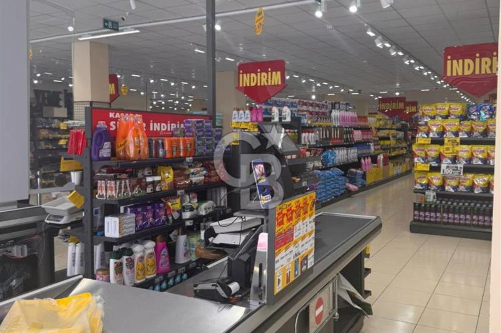 İSTANBUL BEYLİKDÜZÜ BEYAZ CENTER DA KURUMSAL KİRACILI DÜKKAN