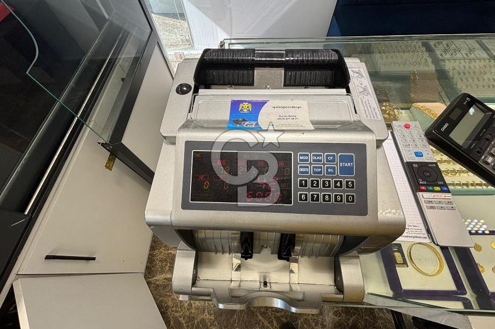 ORDU CADDESİNDE DEVREN KİRALIK HAZIR KUYUMCU