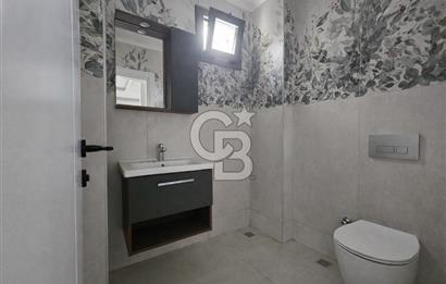 Altınova Havuzlu Sitede Satılık Açık Konum 3+1 Müstakil Villa