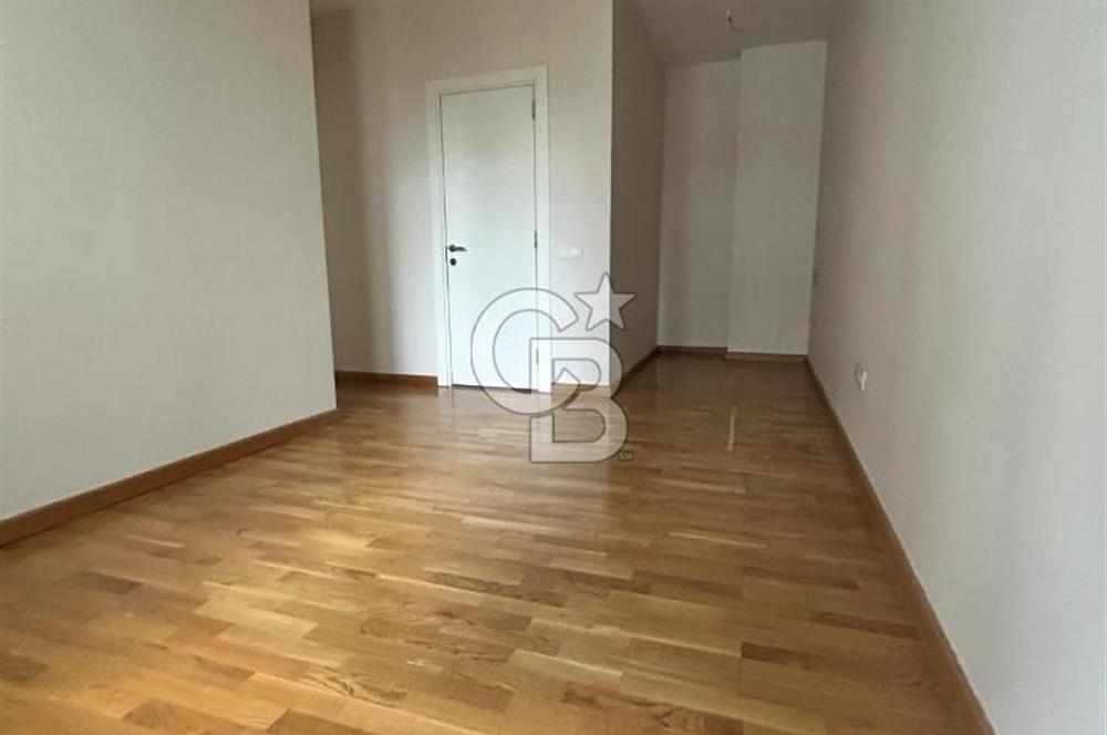 Feneryolu'nda çok merkezi genç binada 3+1 daire