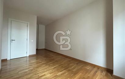 Feneryolu'nda çok merkezi genç binada 3+1 daire