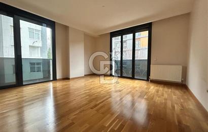 Feneryolu'nda çok merkezi genç binada 3+1 daire