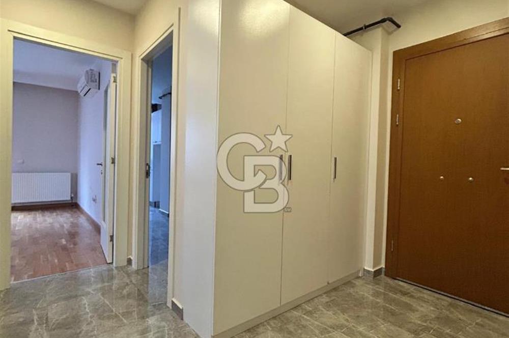 Feneryolu'nda çok merkezi genç binada 3+1 daire