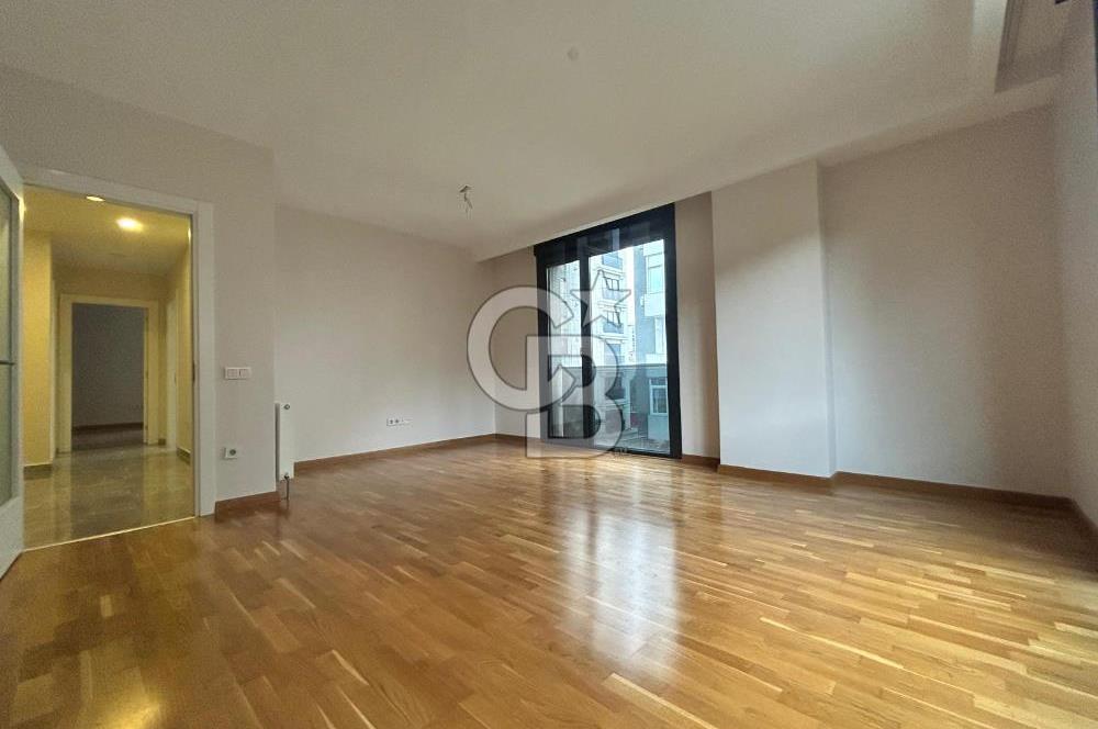 Feneryolu'nda çok merkezi genç binada 3+1 daire