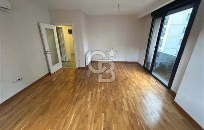 Feneryolu'nda çok merkezi genç binada 3+1 daire