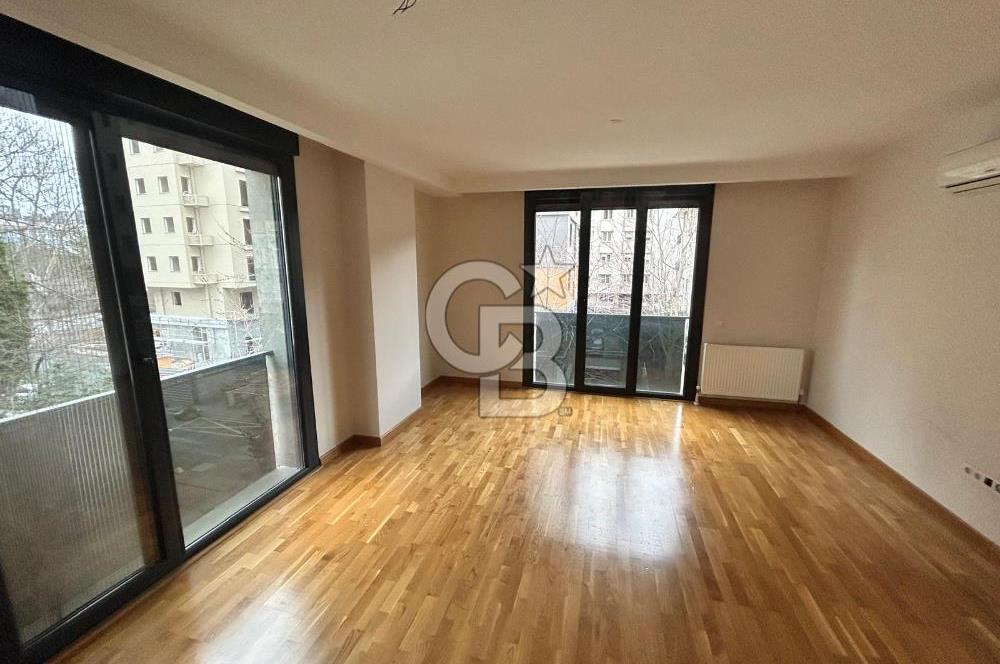 Feneryolu'nda çok merkezi genç binada 3+1 daire