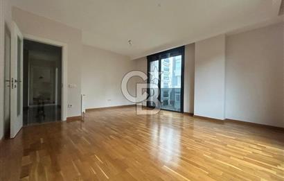 Feneryolu'nda çok merkezi genç binada 3+1 daire