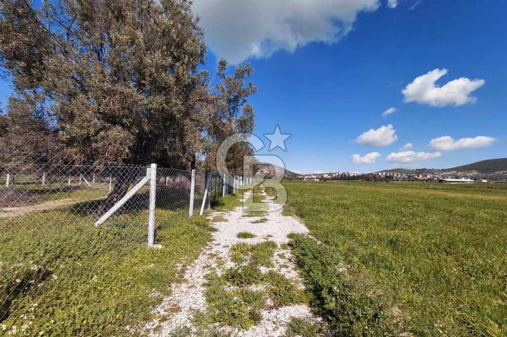 FOÇA GERENKÖY’DE ÇEVRİLİ | YOLU AÇIK | DENİZE YAKIN KONUM