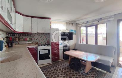 Ayvalık Mutluköy'de Satılık müştemilatlı müstakil ev ve arsa