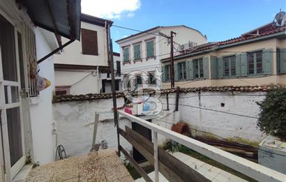 Ayvalık Merkezde Satılık Bahçeli Müstakil Ev 