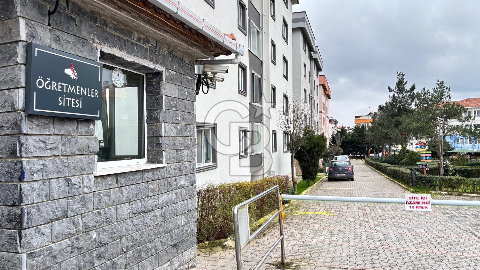 Çekmeköy Hamidiye Mah Öğretmenler Sitesi 3+1 Satılık Daire