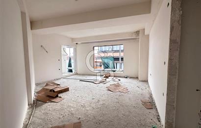 Kemerburgaz Merkezde Site İçinde 2+1 Satılık Arakat Daire