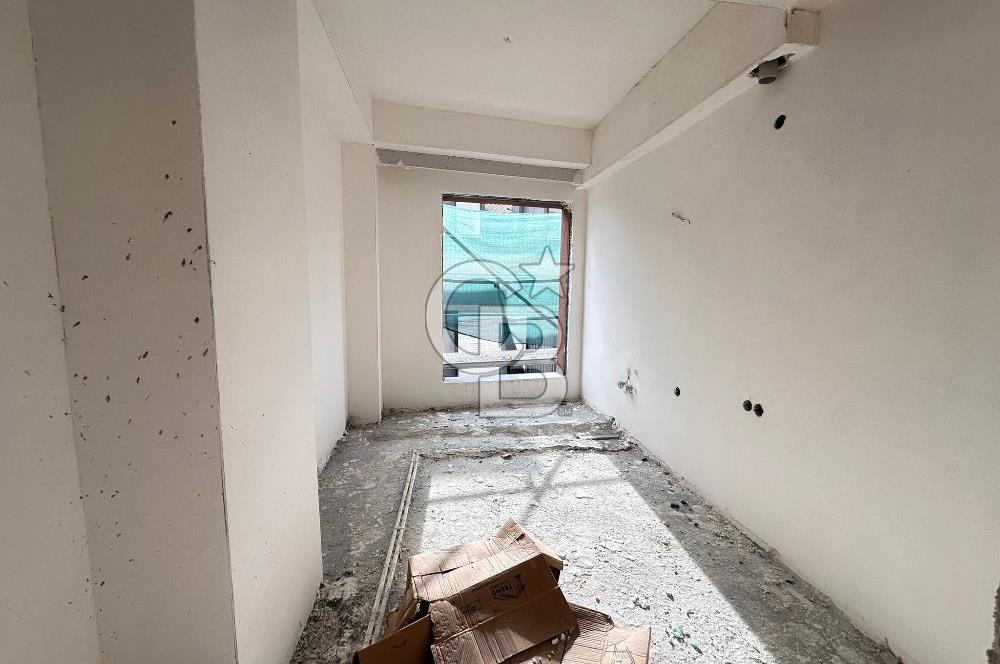 Kemerburgaz Merkezde Site İçinde 2+1 Satılık Arakat Daire