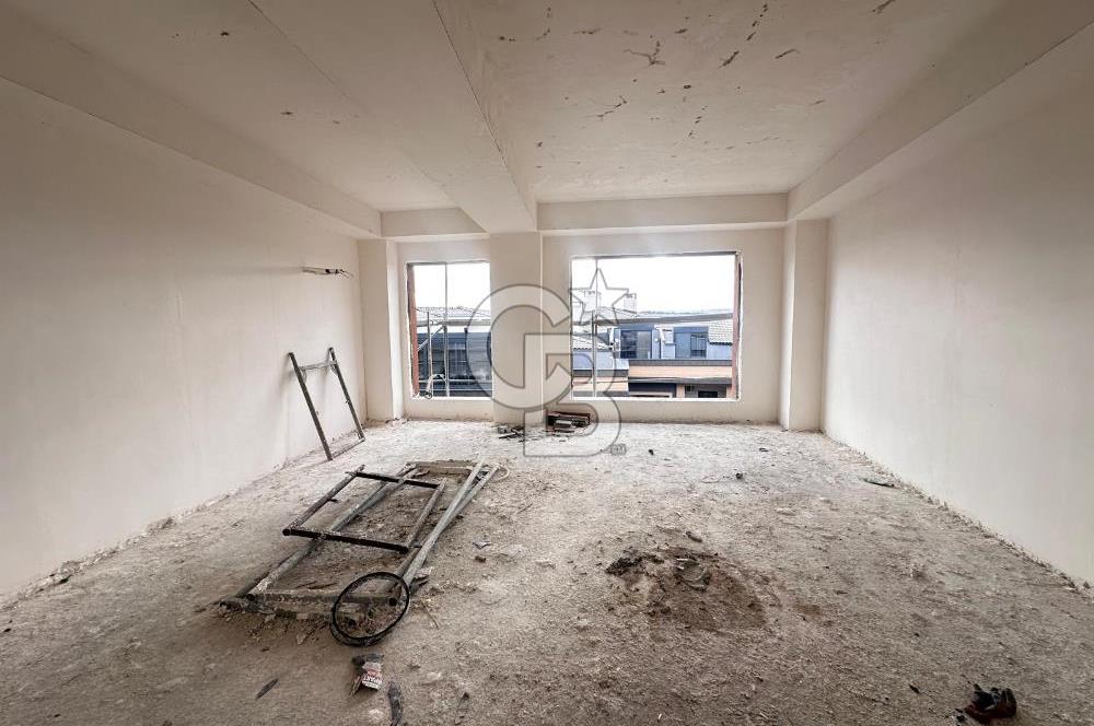 Kemerburgaz Merkezde Site İçinde Satılık 3+1 Dubleks Daire