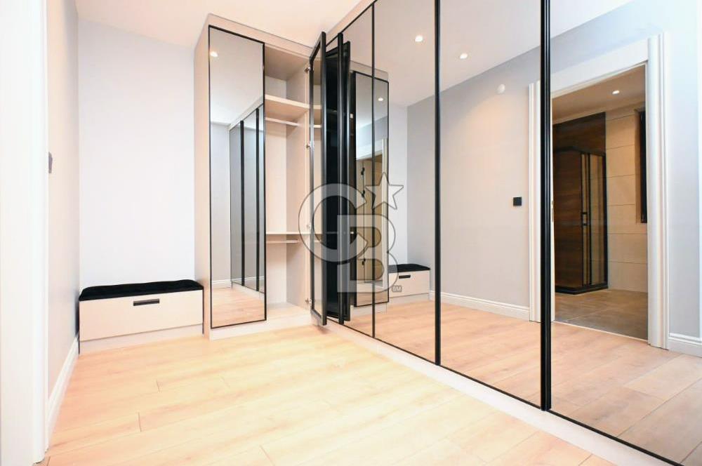  İncek Tekyapıda 300m² Net 6+1 İskanlı Lüks Villa 