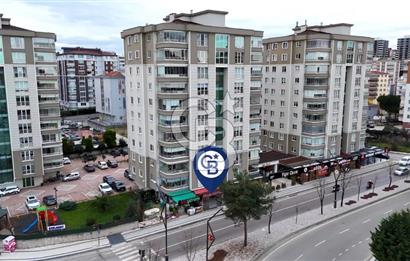 Derebahçe'nin Merkezinde Her İşe Uygun Bacalı ve Depolu Dükkan