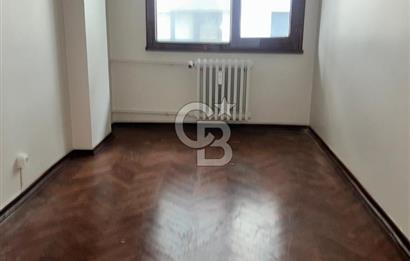 Fenerbahçe sahil-bağdat arasında katta tek 3+1 balkonlu daire