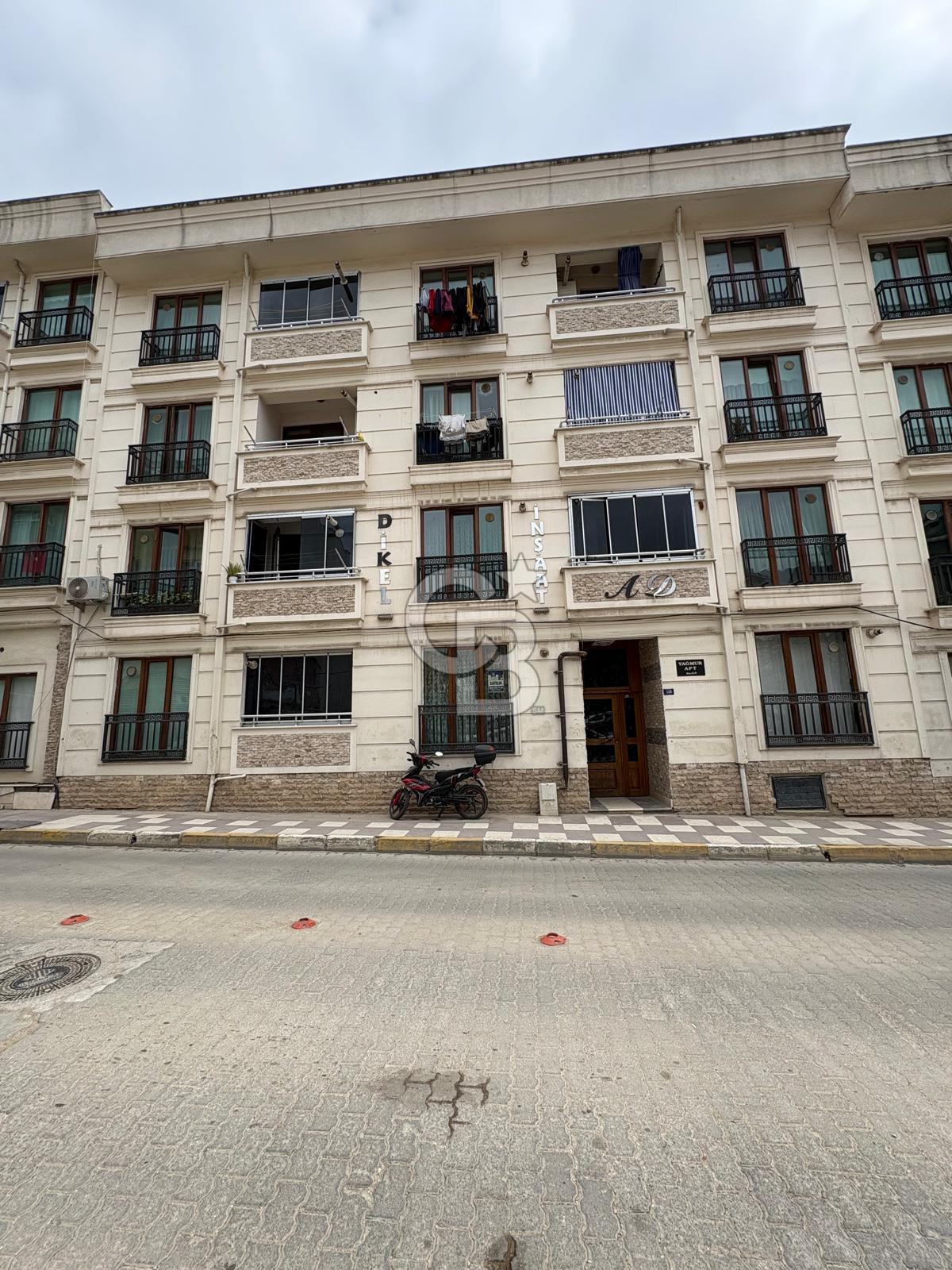 BİGA CADDE ÜZERİ SATILIK 1+1