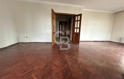 Fenerbahçe sahil-bağdat arasında katta tek 3+1 balkonlu daire