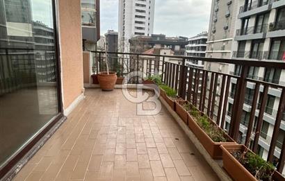 Fenerbahçe sahil-bağdat arasında katta tek 3+1 balkonlu daire