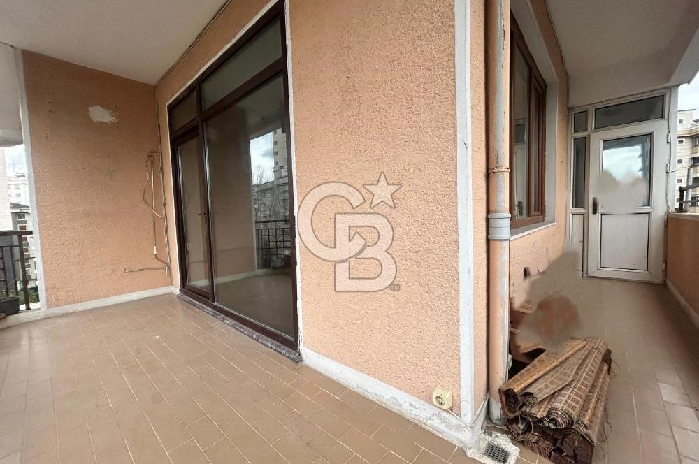 Fenerbahçe sahil-bağdat arasında katta tek 3+1 balkonlu daire