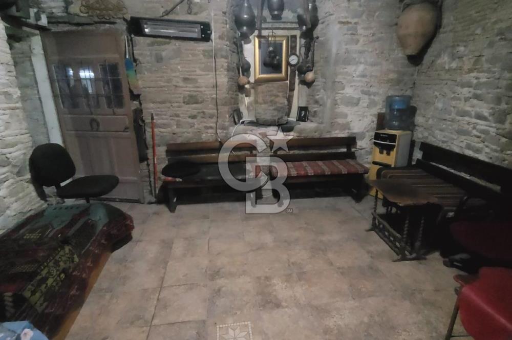  Kemeraltında Tarihi Batarlı Kiralık Ofis