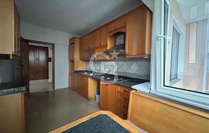 Fenerbahçe sahil-bağdat arasında katta tek 3+1 balkonlu daire