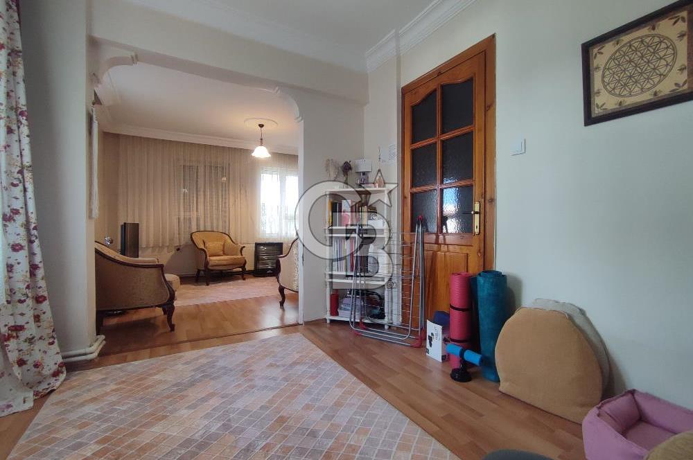 Ayvalık 150 Evler Mahallesi'nde Satılık Kaloriferli daire 