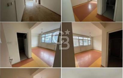 ULUS ANAFARTALARDA BİR ÇOK İŞ KOLUNA UYGUN KİRALIK KOMPLE BİNA