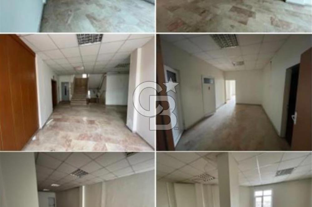 ULUS ANAFARTALARDA BİR ÇOK İŞ KOLUNA UYGUN KİRALIK KOMPLE BİNA