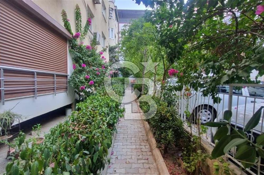 Merkezi Konumda 3+1 Bahçeli, Otoparklı, Ferah Daire