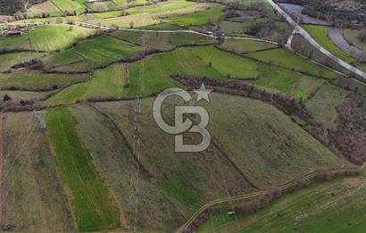 ÇANAKKALE YENİCE AŞAĞIKARAAŞIK KÖYÜNDE 8.926 m² SATILIK TARLA