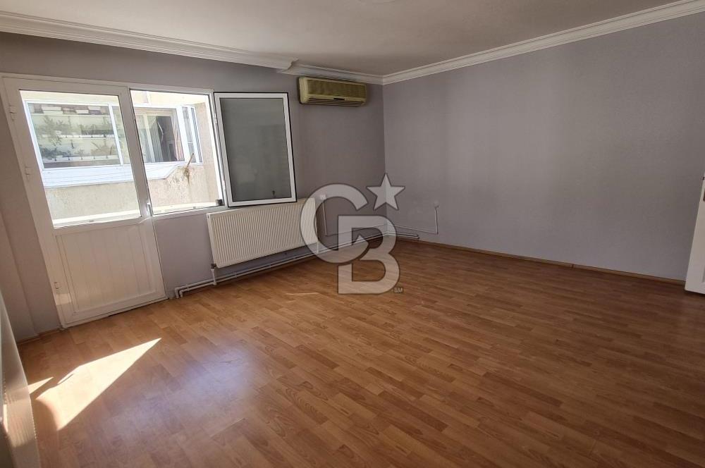 Merkezi Konumda 3+1 Bahçeli, Otoparklı, Ferah Daire