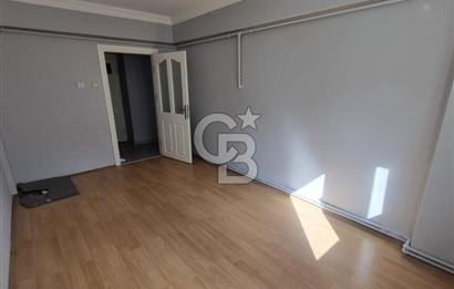 Merkezi Konumda 3+1 Bahçeli, Otoparklı, Ferah Daire