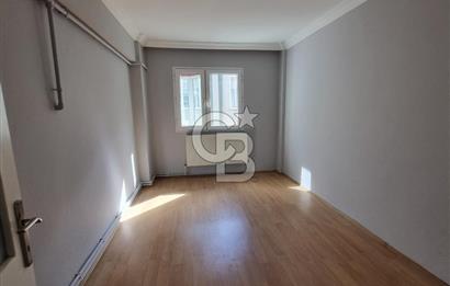 Merkezi Konumda 3+1 Bahçeli, Otoparklı, Ferah Daire