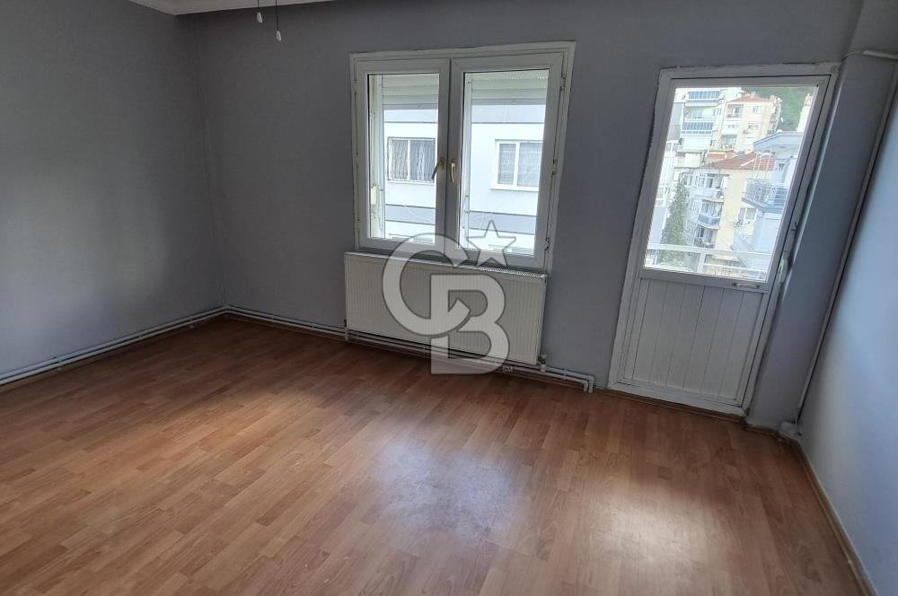 Merkezi Konumda 3+1 Bahçeli, Otoparklı, Ferah Daire