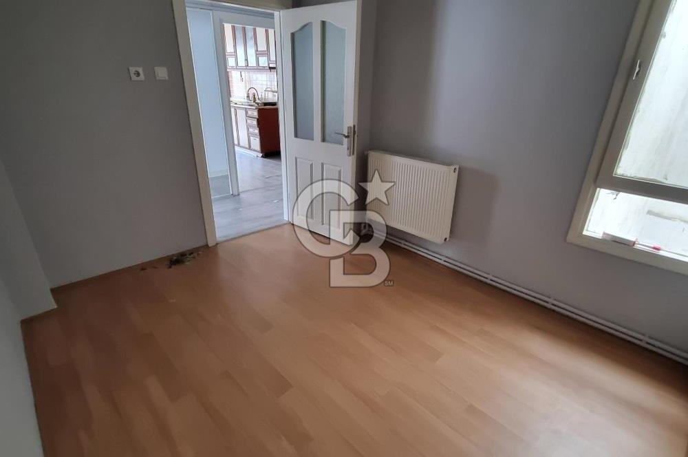 Merkezi Konumda 3+1 Bahçeli, Otoparklı, Ferah Daire