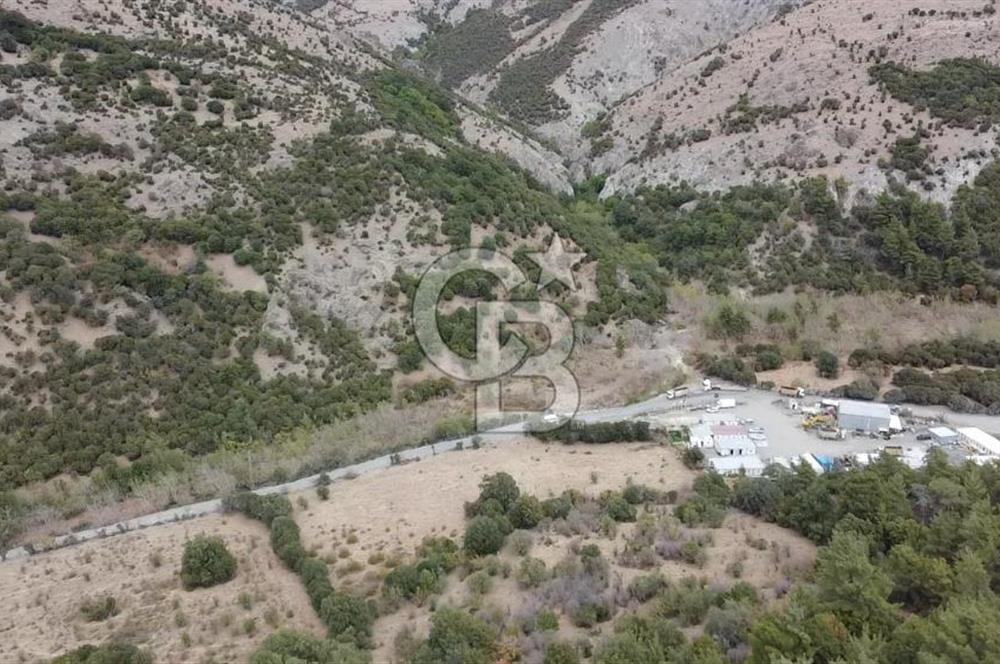 ÇANAKKALE MERKEZ HALİLOĞLU KÖYÜNDE YOLA CEPHELİ 8 DÖNÜM SATILIK TARLA