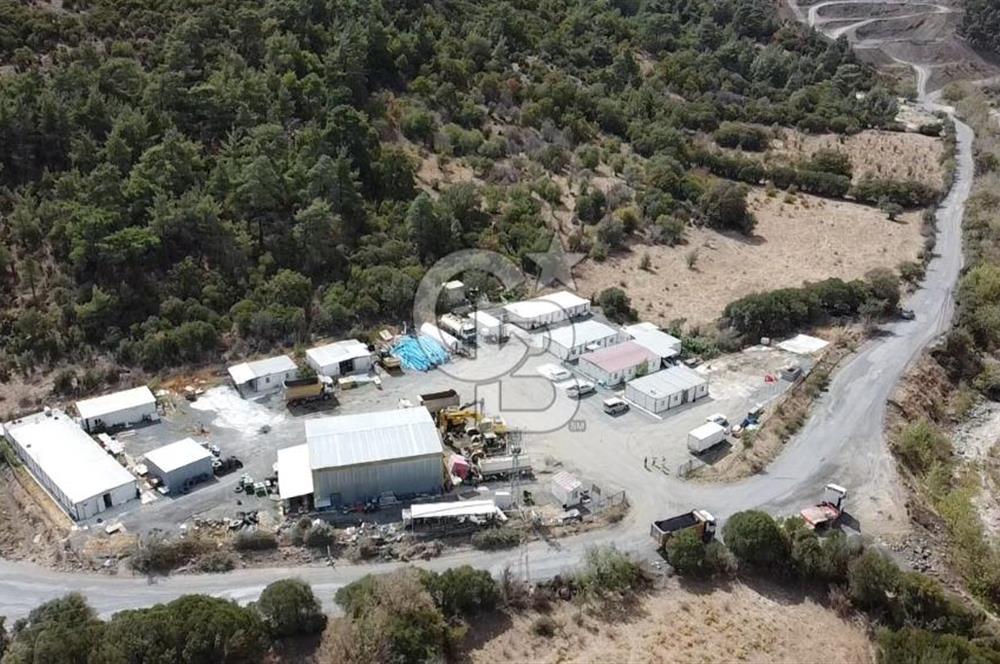 ÇANAKKALE MERKEZ HALİLOĞLU KÖYÜNDE YOLA CEPHELİ 8 DÖNÜM SATILIK TARLA