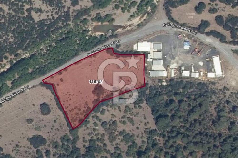 ÇANAKKALE MERKEZ HALİLOĞLU KÖYÜNDE YOLA CEPHELİ 8 DÖNÜM SATILIK TARLA