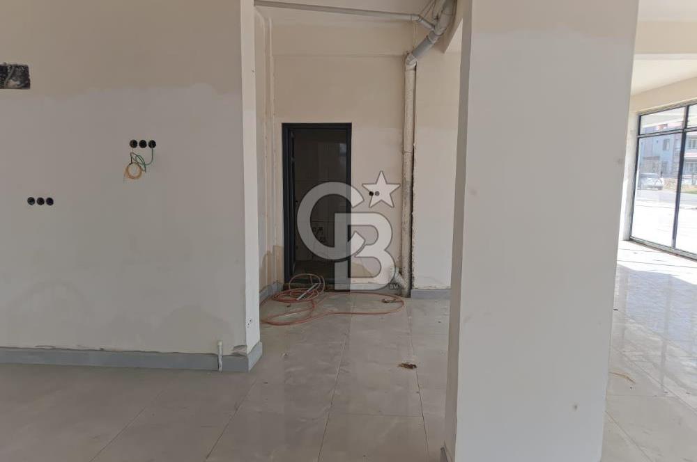 AKHİSAR ÇAĞLAK PARKI YANINDA KİRALIK 343 M2 DÜKKAN